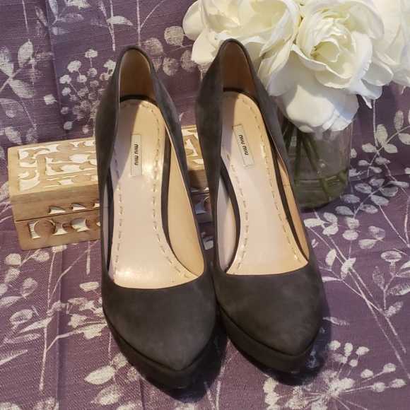 MIU MIU SLATE GRAY SUEDE PLATFORM HEELS SIZE 7.5 - Picture 2 of 8